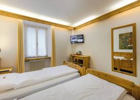 Hotel Suisse, Swiss Alpine Charm 3