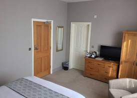 The Clyffe Hotel 4