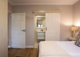 Vino Self Catering Apartment 5