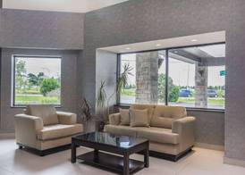 Comfort Inn 4