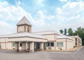 Super 8 By Wyndham Williamsburg 4