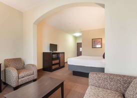 Knights Inn Bunkie 5