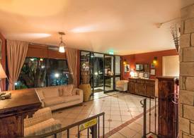 Hill View Hotel Apartments 3