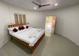 Radhe Farm (200mtr from Devaliya Park) 4