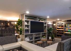 Oxford Suites Portland - Jantzen Beach 2