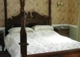 Neuadd Arms Hotel 2
