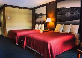 Super 8 by Wyndham Lake George/Downtown 5