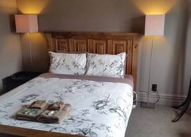Designer Cottage 3