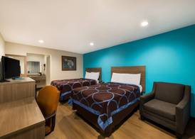 Super 8 by Wyndham Wichita Falls 2