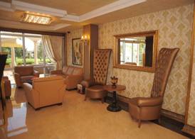 Golden Lake Hotel 4