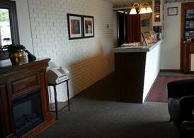 Brentwood Motor Inn 4