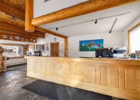 Rocky Mountain Ski Lodge 2