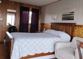 CLIPPER SHIPP BEACH MOTEL 4