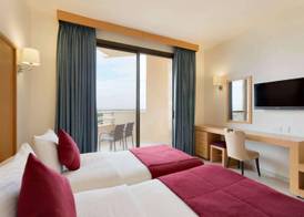 Ramada Resort Dead Sea 3