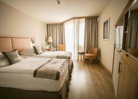 Lotus Therme Hotel & Spa 3