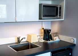 Cassandra Hotel 4