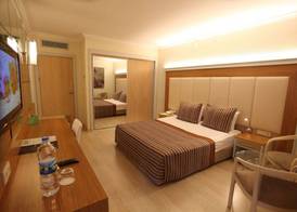 AQI Pegasos Resort 4
