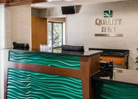 Quality Inn & Suites Warren - Detroit 2