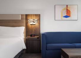 Holiday Inn Express INDIANAPOLIS AIRPORT by IHG 5