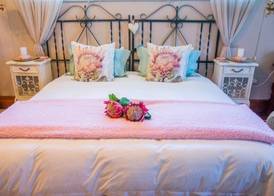 Mirabel Guesthouse 5