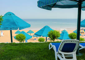 BM Beach Hotel 3