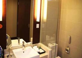 Ramada by Wyndham Beijing Airport 5