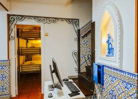 Help Yourself Hostels - Restelo 2