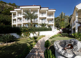 Morina Deluxe Hotel 3