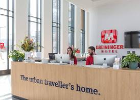 MEININGER Hotel Amsterdam Amstel 3