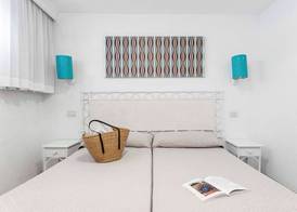 Ona Palm Beach 3