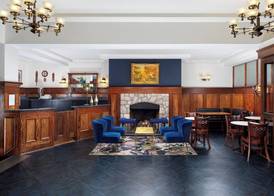 Huntingdon Hotel and Suites 3