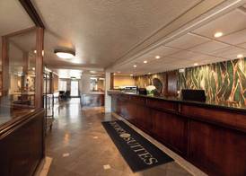 Oxnard Inn Lancaster 2