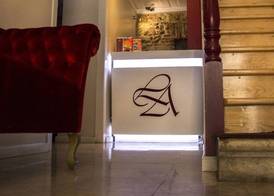 Lisbon Arsenal Suites 3