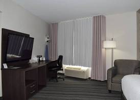 Days Inn by Wyndham Kingston 5