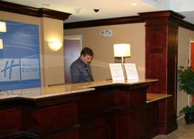 Holiday Inn Express & Suites ALBANY AIRPORT AREA - LATHAM by IHG 2