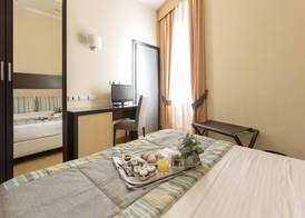 Hotel Naples 3