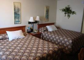 Hollister Inn 5
