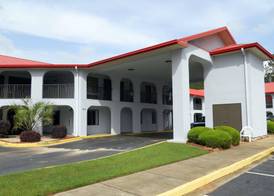 Country Hearth Inn & Suites Dawson 4