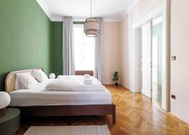 Vienna City Stay Calling 5