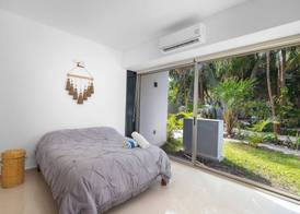 Angelina 28 Beachfront and Family Apartments - Modern and Relaxing Long Stays - 20 min from Cancun Airport 4