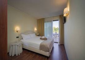 Admiral Hotel Villa Erme 5