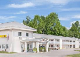 Super 8 by Wyndham Monticello 4