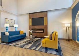 Comfort Suites East Brunswick - South River 3