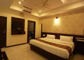 Silver Suite 3