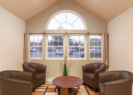 Super 8 by Wyndham Schenectady/Albany Area 2