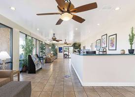 Travelodge by Wyndham Palm Springs 2