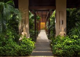 Pullman Oceanview Sanya Bay Resort & Spa 4