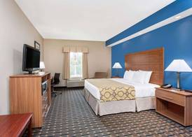 Baymont by Wyndham Jacksonville/Butler Blvd 5