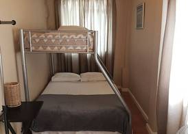 Oasis Shanti Backpackers 4