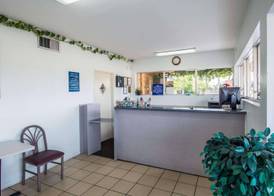 Rodeway Inn 5